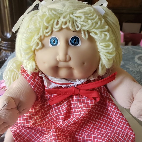 AUTHENTIC Cabbage Patch Kids "Limited Edition" Rare Find Patty Rorie (Blue Eye) - Picture 6 of 15